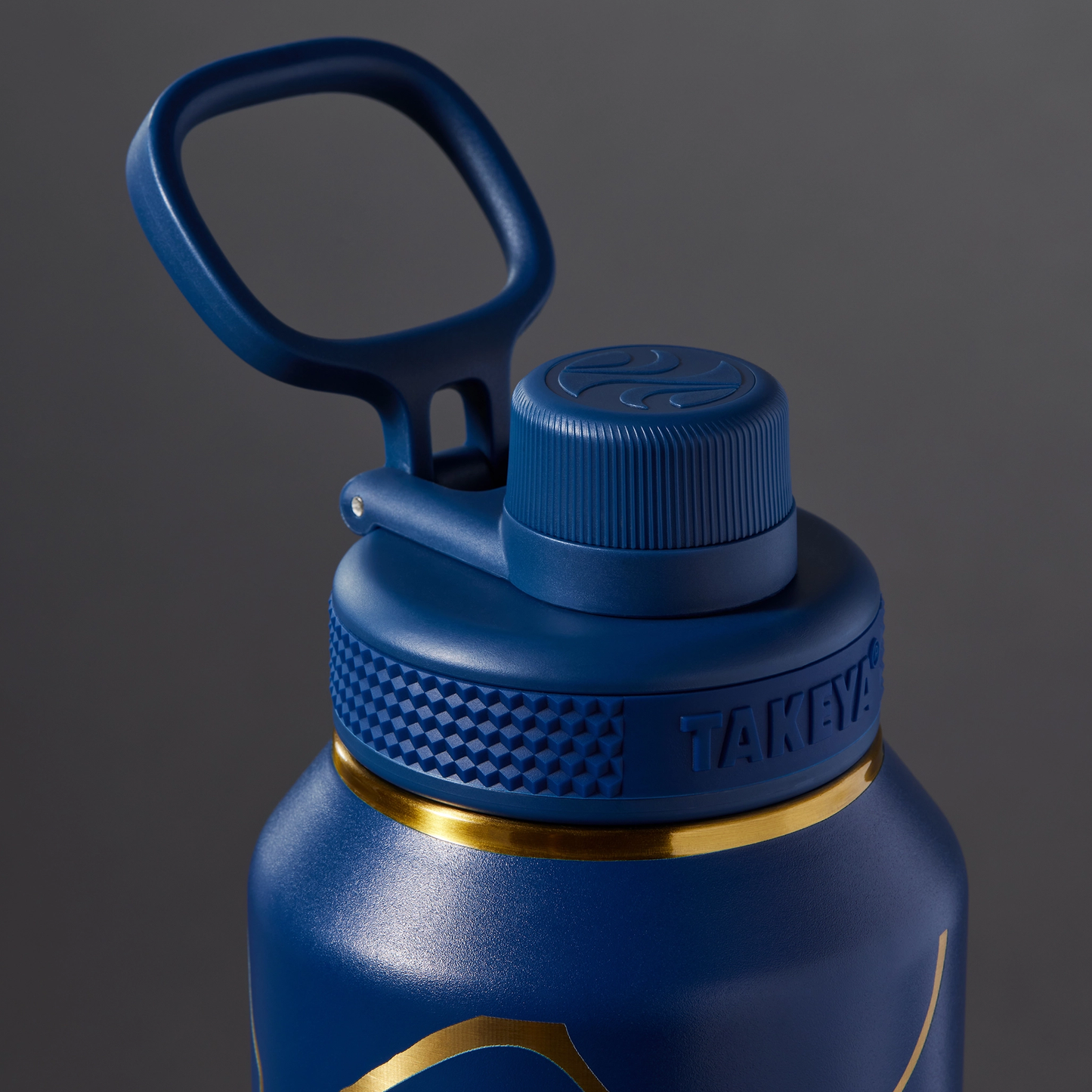 kintsugi-water-bottle-with-spout-lid-t5 51390-TK_HO25_Kintsugi_Takeya9266.png